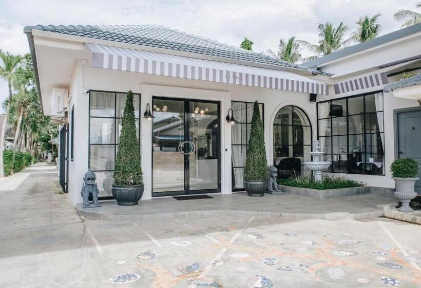 Курорт La Riva Boutique