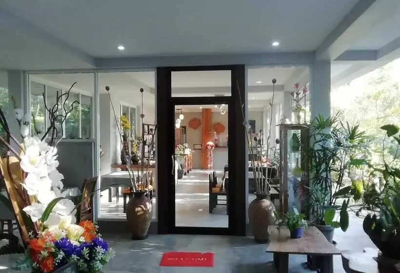 リゾートホテル The Theatre Villa