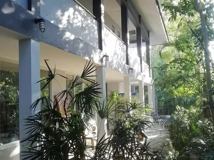 リゾートホテル The Theatre Villa