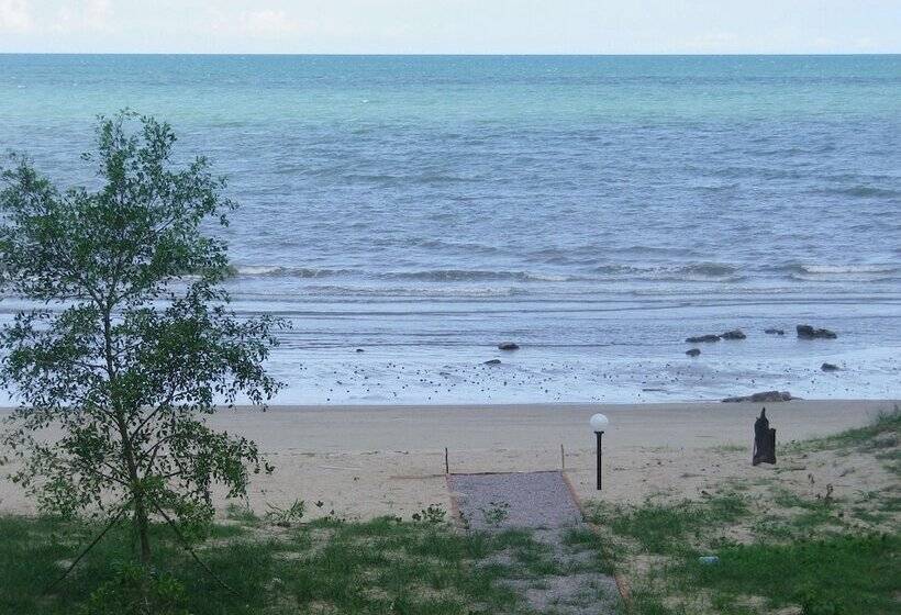 Resort The Theatre Villa