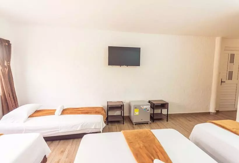 Hotelli Dellhar Americano By Del Toro