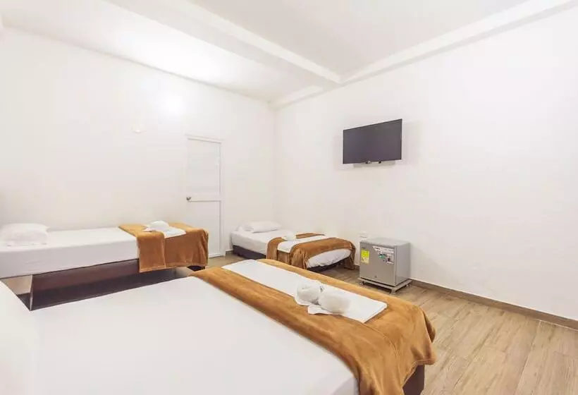 Hotelli Dellhar Americano By Del Toro