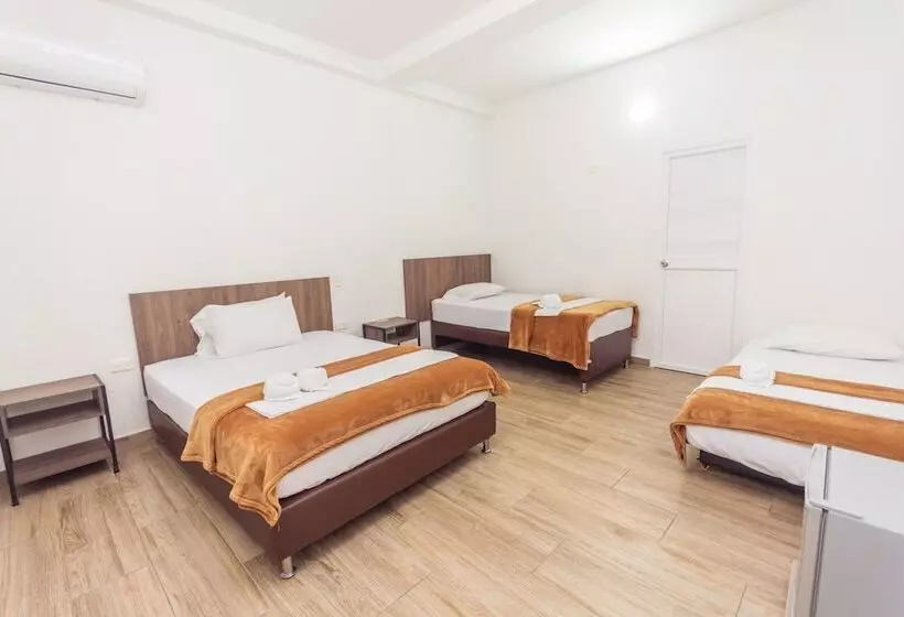 Hotelli Dellhar Americano By Del Toro