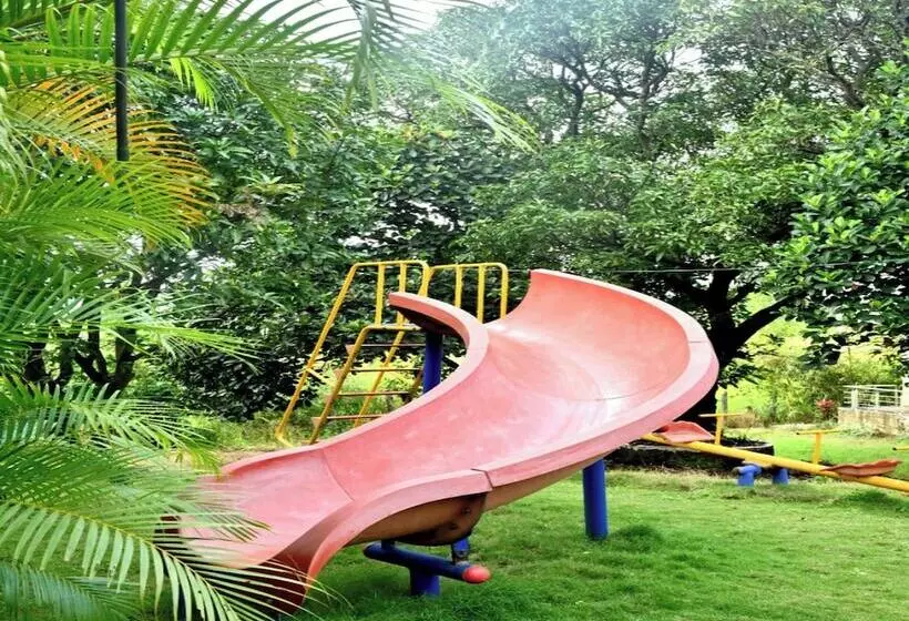 Hotelli Kk Tree Retreat