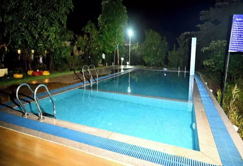 Hotelli Kk Tree Retreat