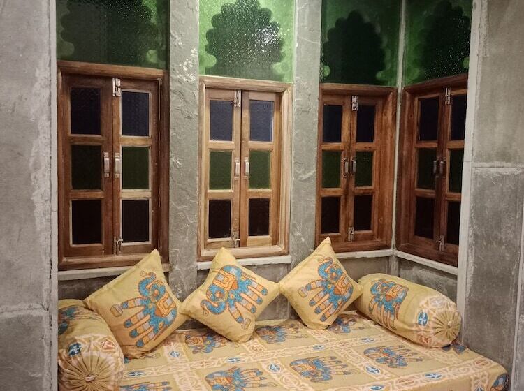 בית מלון כפרי Lassi Guest House