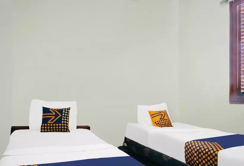 Hotel Spot On 92063 Balebat Endah Syariah