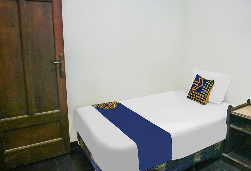 Hotel Spot On 92063 Balebat Endah Syariah