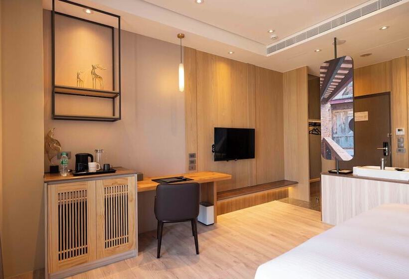 Euphoria Hotel Lukang