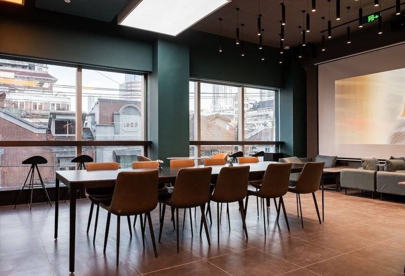 Hotel Dayin International Youth Hostel