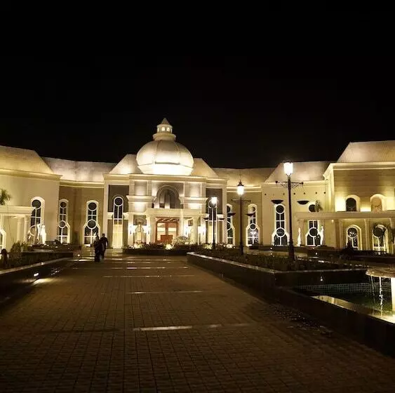 The Grand Nirvana Hotel And Resort