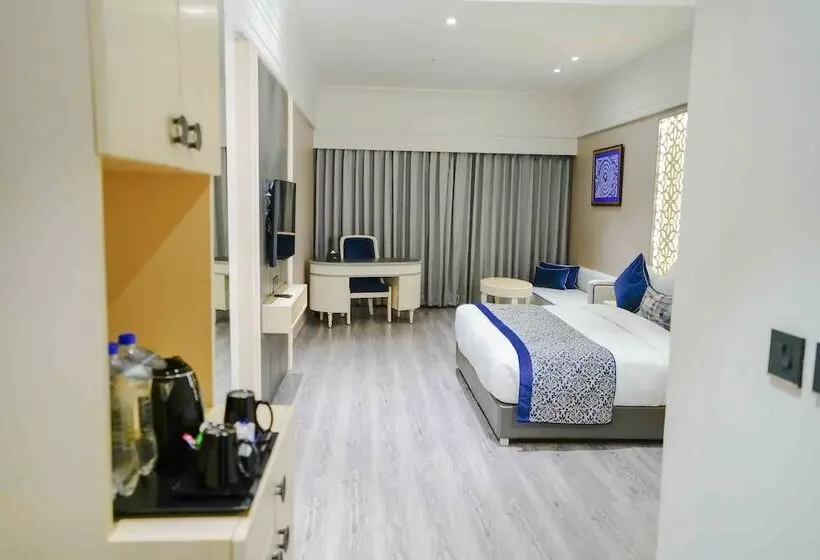 The Grand Nirvana Hotel And Resort