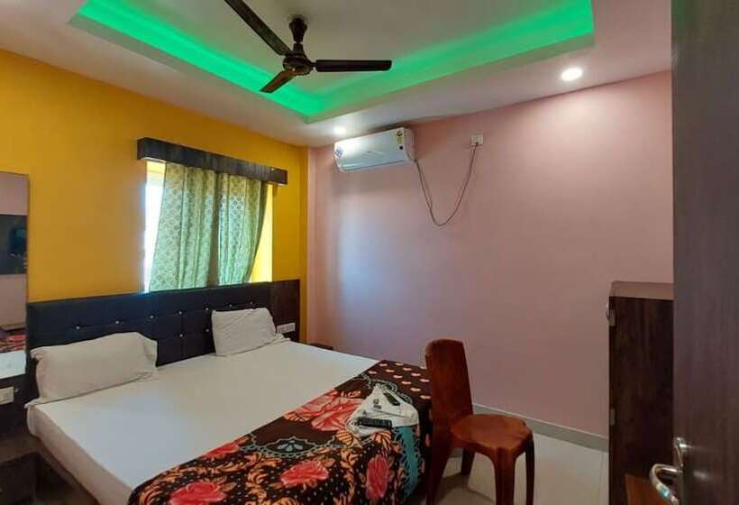 هتل Jagdish Palace Near Puri Sea Beach Best Choice Of Travellers