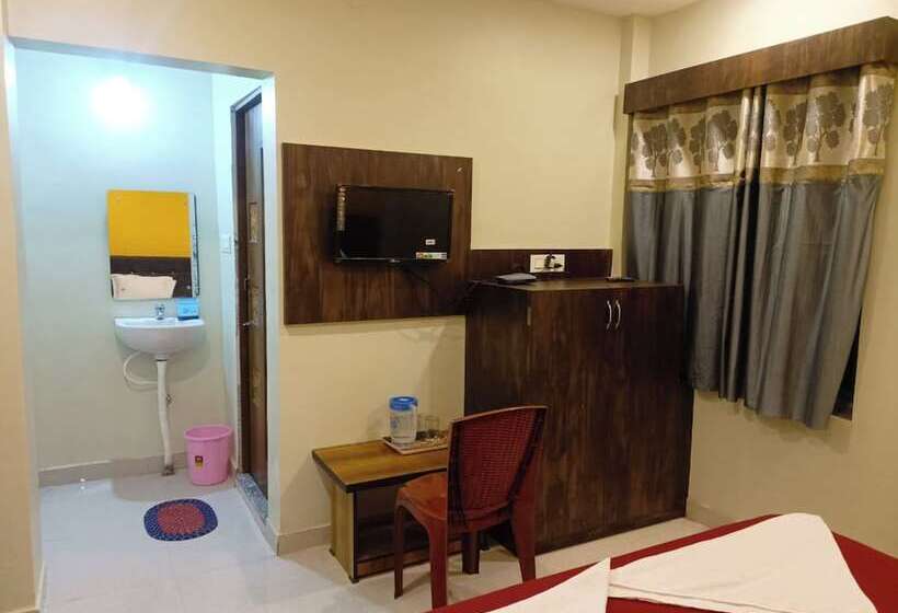 هتل Jagdish Palace Near Puri Sea Beach Best Choice Of Travellers