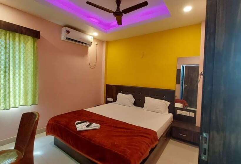 هتل Jagdish Palace Near Puri Sea Beach Best Choice Of Travellers