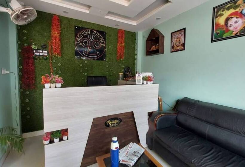 هتل Jagdish Palace Near Puri Sea Beach Best Choice Of Travellers