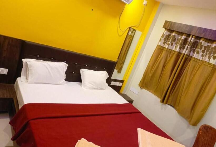 هتل Jagdish Palace Near Puri Sea Beach Best Choice Of Travellers