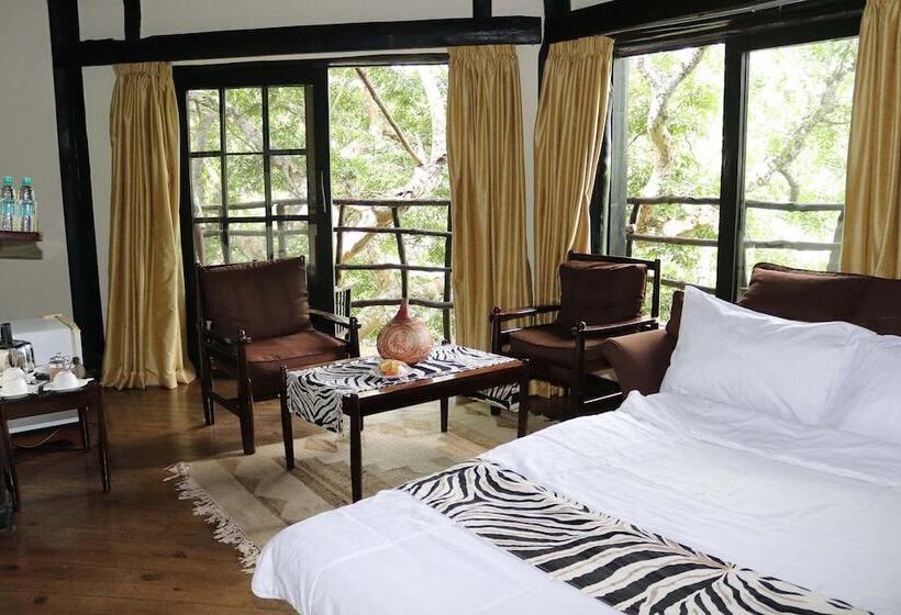 هتل Shimba Hills Lodge