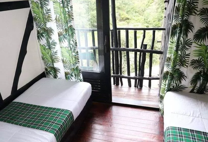 هتل Shimba Hills Lodge
