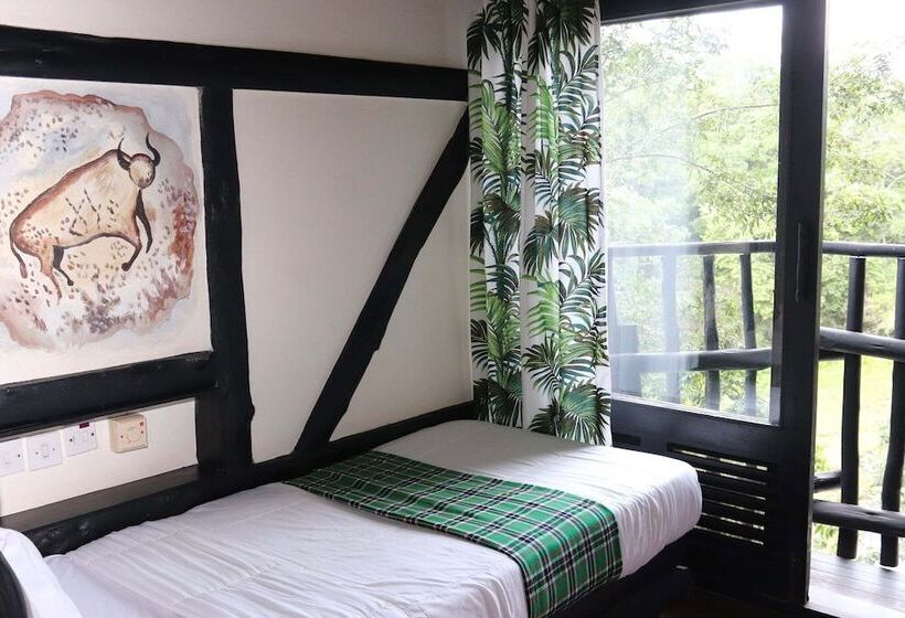 هتل Shimba Hills Lodge