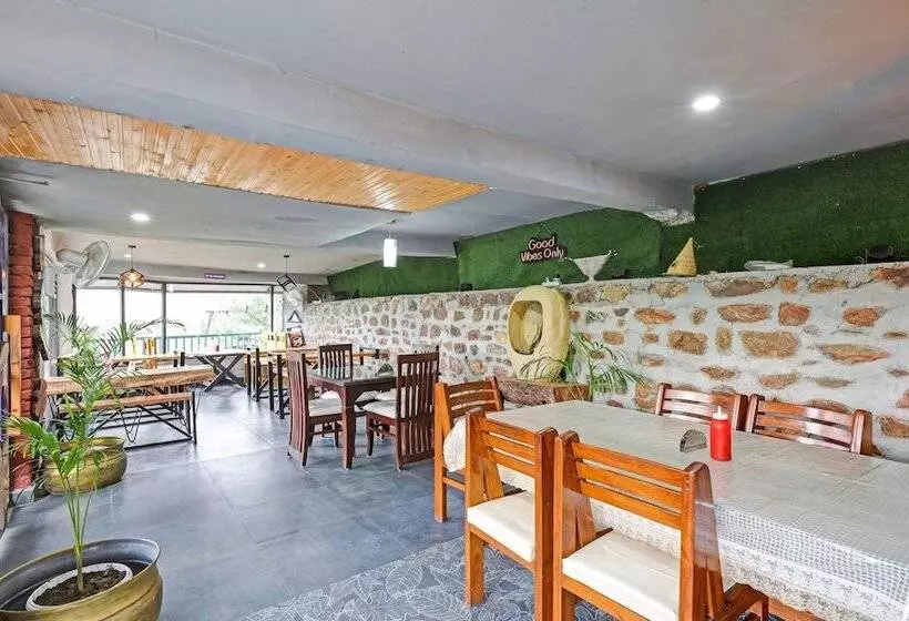 ホテル Treebo Vista Lago With Lake View