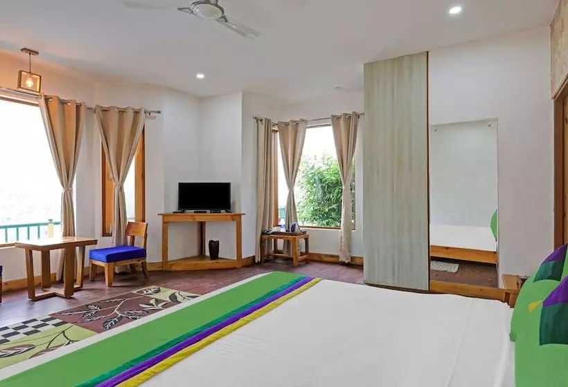 ホテル Treebo Vista Lago With Lake View