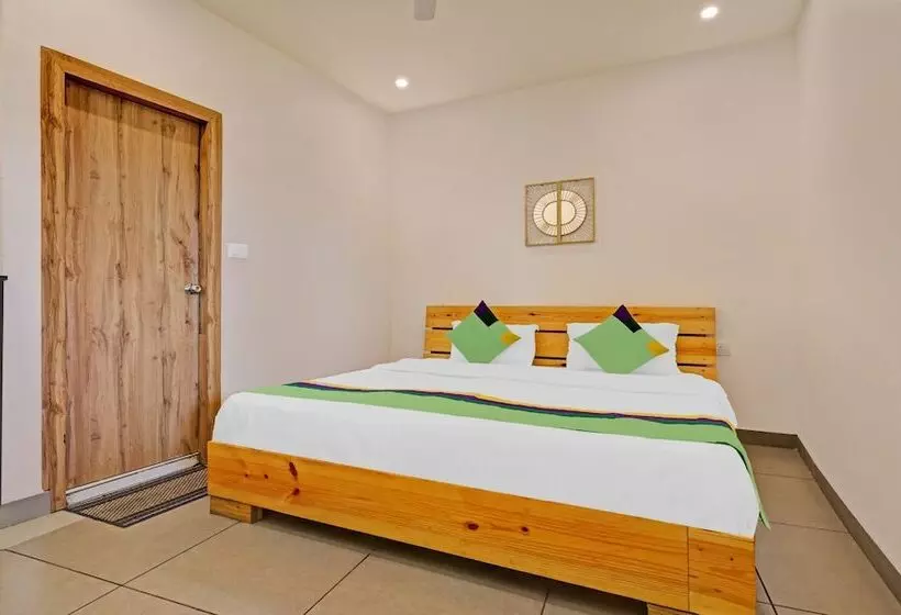 ホテル Treebo Vista Lago With Lake View