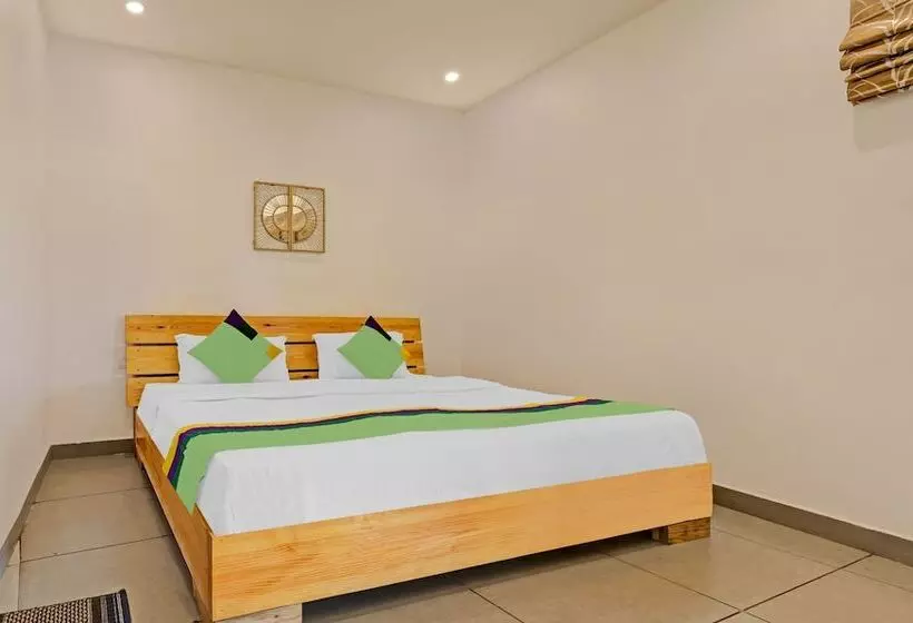 ホテル Treebo Vista Lago With Lake View