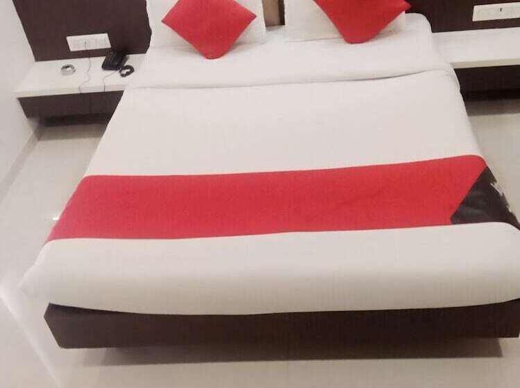 Hotel Airport Inn One