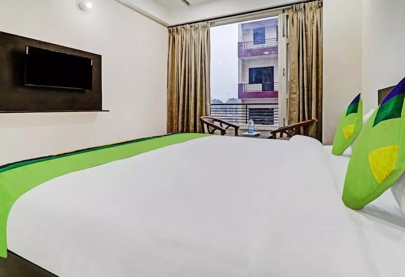 Hotelli Treebo Kamron Regency Sector 80