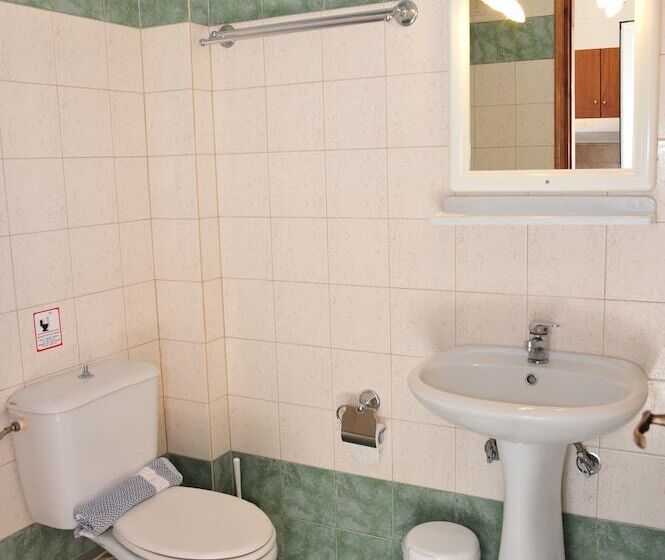 Dias Hotel Apartments