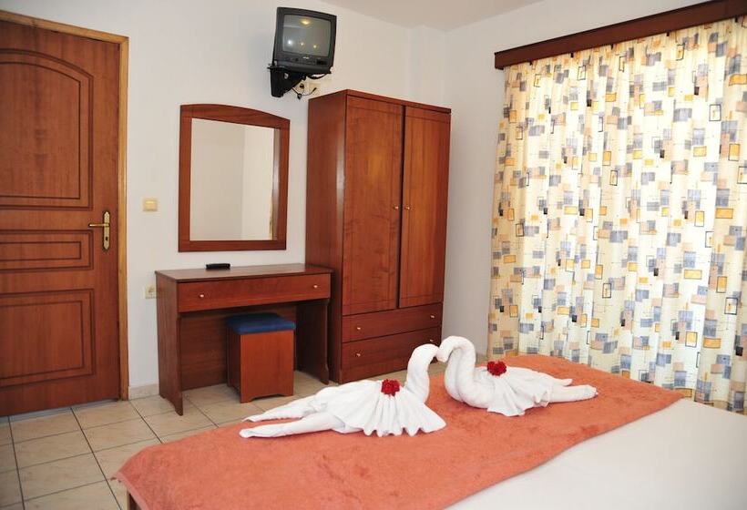 Dias Hotel Apartments