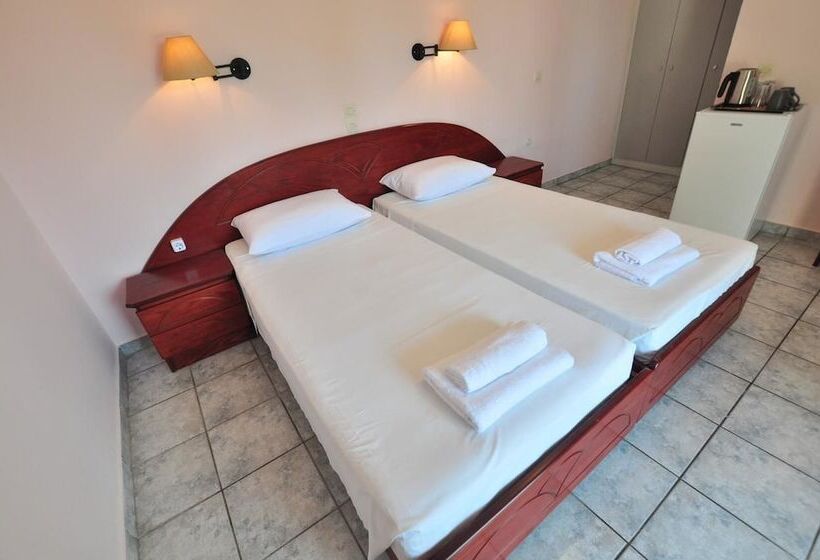 Hotel Acharavi Garden