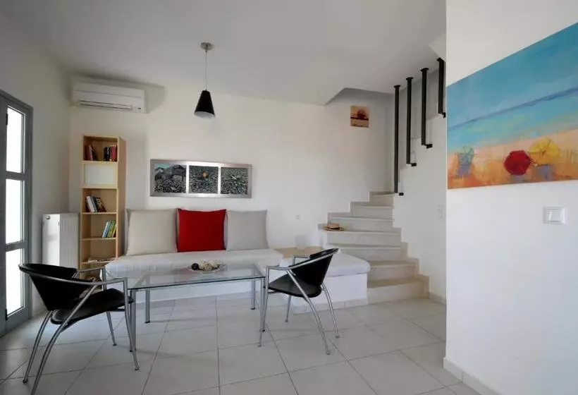 هتل Astarte Sea Villas
