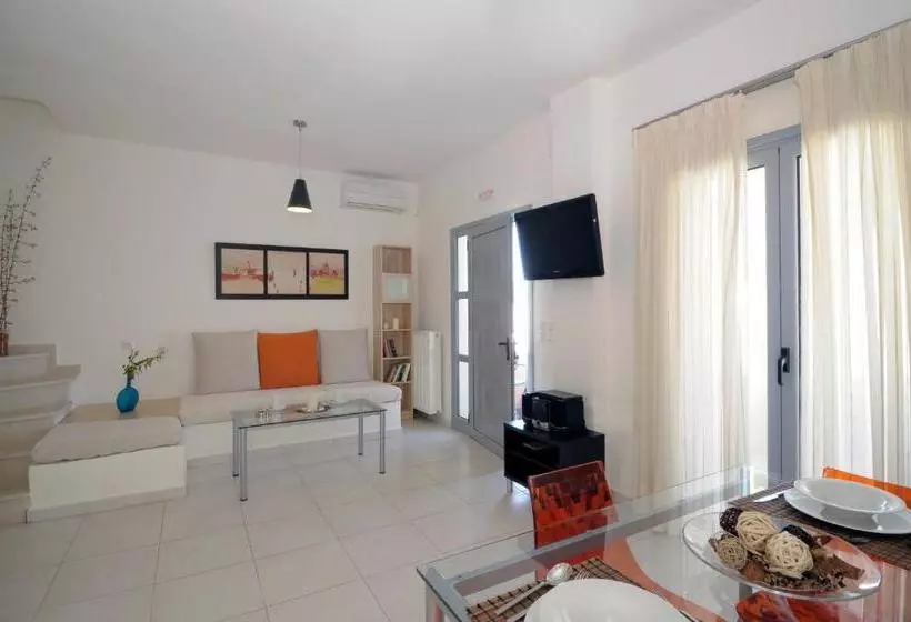 هتل Astarte Sea Villas