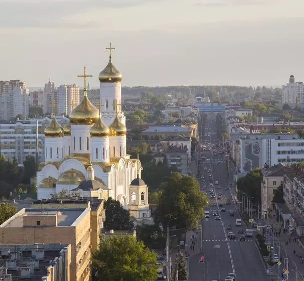 هتل Bryansk