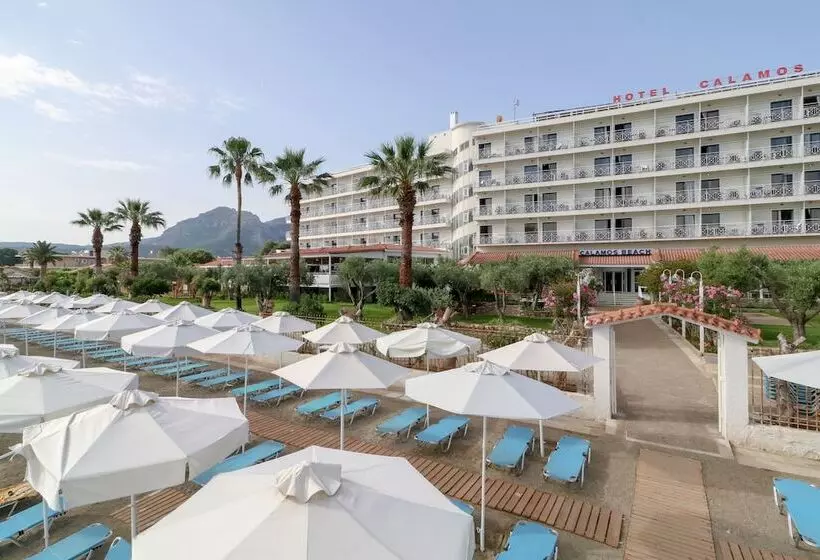 ホテル Calamos Beach Family Club