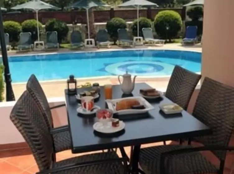 Hotelli Gianna Apartments