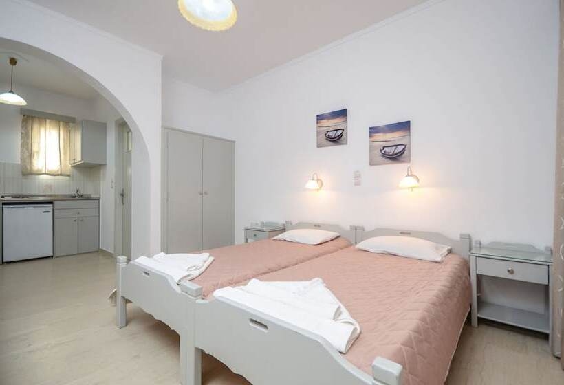 Hotel Golden Beach Studios