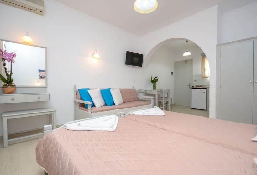 Hotel Golden Beach Studios