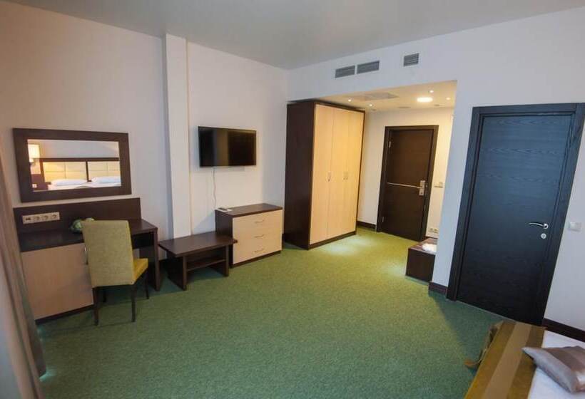 בית מלון כפרי Iskra