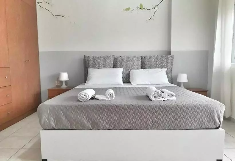 هتل Marianna Apartments