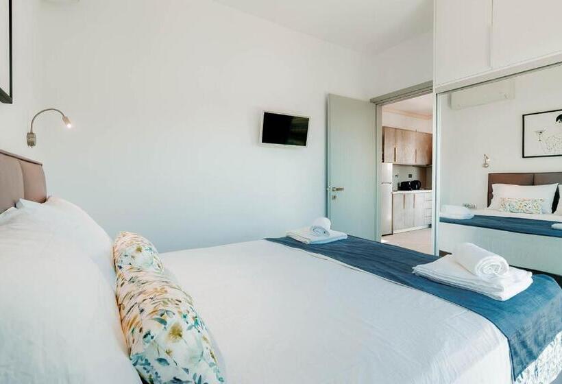 Отель Natura Luxury Suites Parga