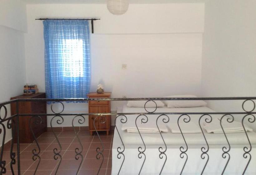 هتل Nefeli Apartments Kefalos