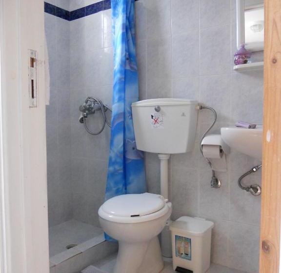 هتل Nefeli Apartments Kefalos