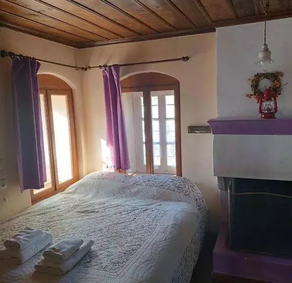 هتل Orestis House