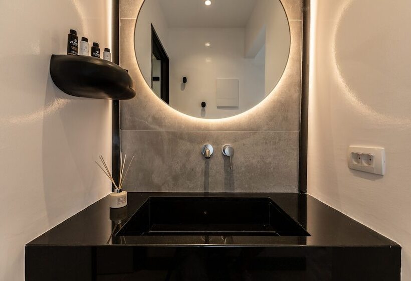 Vineyard Exclusive Suites