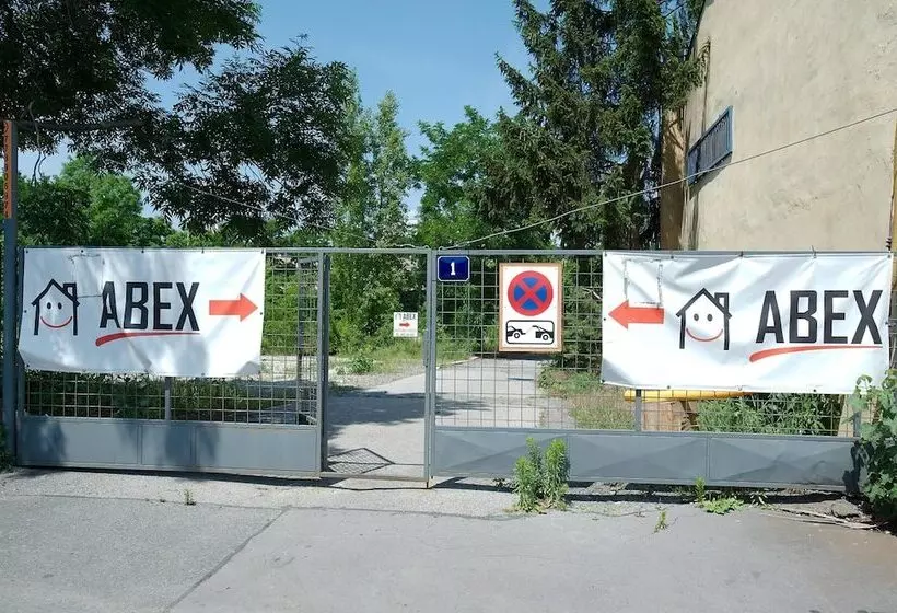 هتل Abex Hostel