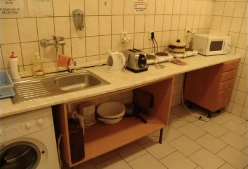 هتل Abex Hostel