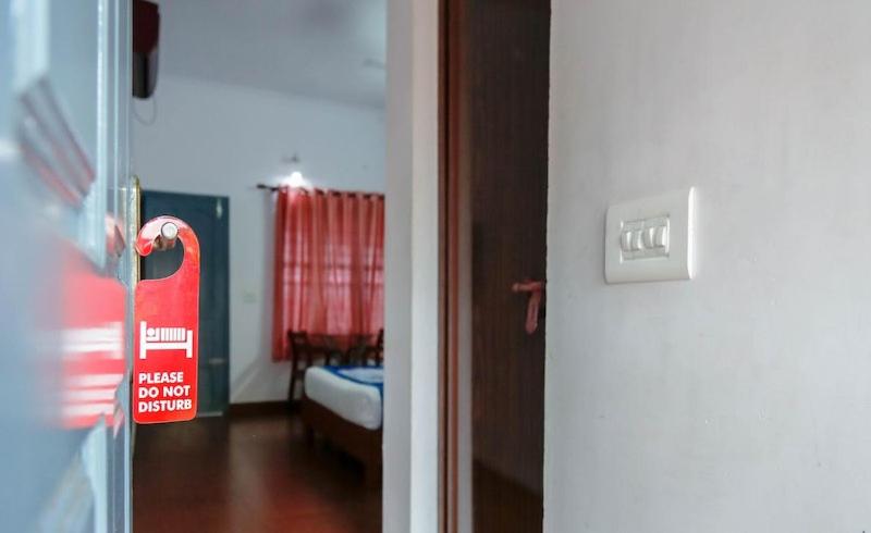 בית מלון כפרי Alleppey Holiday Beach Resort